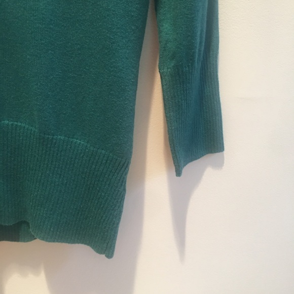 NWOT Original Penguin V-neck sweater, size Small - Picture 7 of 11